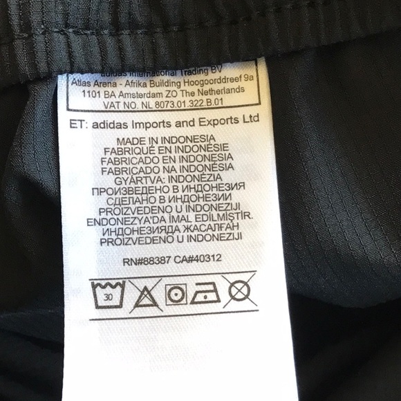 addidas shorts - Picture 6 of 6